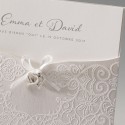 Faire part mariage élégant pochette crème irisé encre de Suède Belarto Love 726901 Faire part mariage élégant pochette crème irisé encre de Suède Belarto Love 726901