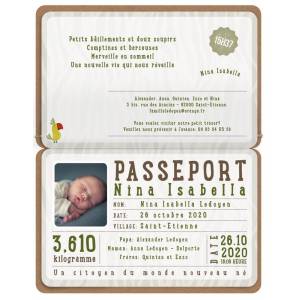 Faire-part de naissance façon passeport avec la photo de bébé