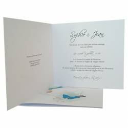 Intérieur du faire-part mariage papillons bleus avec exemple de texte d'invitation