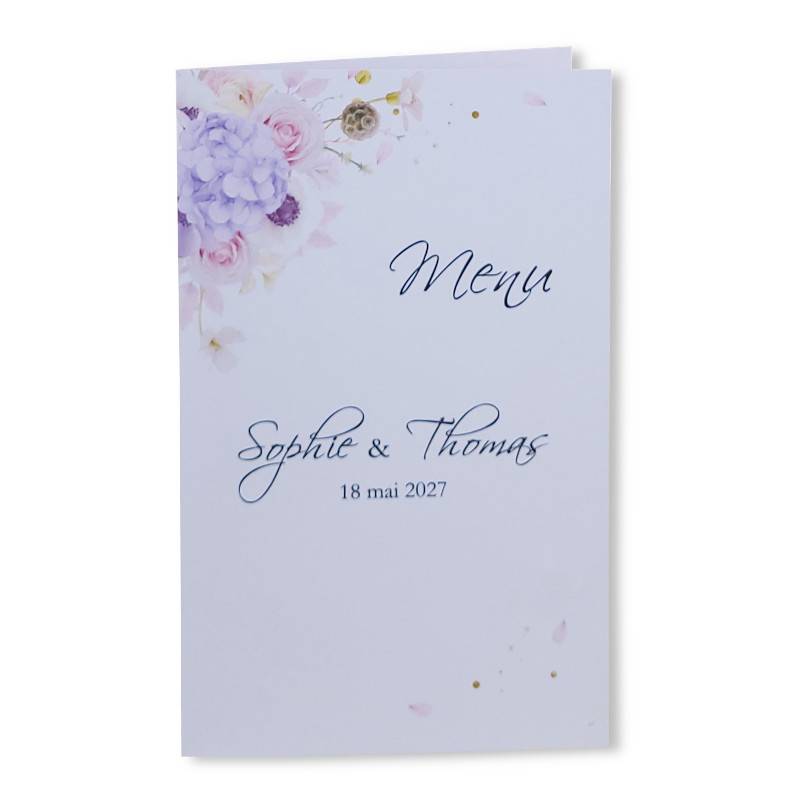Menu de mariage s'ouvrant en deux, avec fleurs roses printanière sur la couverture Menu de mariage s'ouvrant en deux, avec fleurs roses printanière sur la couverture