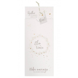 Faire-part nature chic, fleurs dorées avec une carte sortant de la pochette