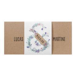 Faire-part de mariage en pochette kraft avec passant à fleurs violettes