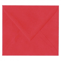 Enveloppe rouge format 14 x 12.5 cm, à fermeture en pointe gommée