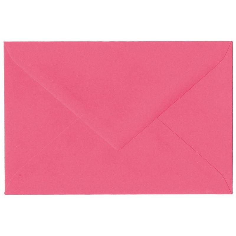 Enveloppe rose fuchsia élégante avec fermeture en pointe gommée Enveloppe rose fuchsia élégante avec fermeture en pointe gommée