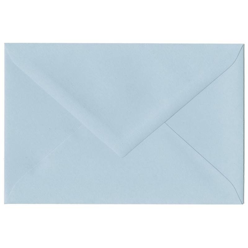 Enveloppe bleu ciel avec patte en pointe gommée Enveloppe bleu ciel avec patte en pointe gommée