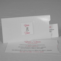 Faire-part de mariage coulissant blanc avec pochette motif peau de crocodile. Faire-part à personnaliser.