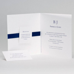 Faire-part de mariage ouvert avec deux cartons d'invitation à personnaliser