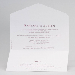 Faire-part blanc en triptyque pour annoncer votre mariage.