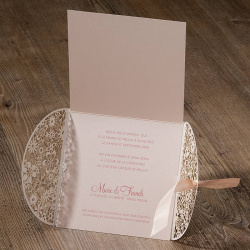 intérieur du Faire-part mariage romantique rose pochette fleurs façon dentelle Belarto Love 726072