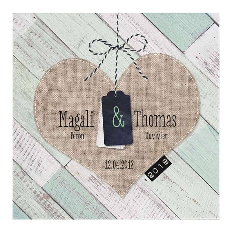 Faire-part de mariage nature avec fond en bois peint blanc et vert Faire-part de mariage nature avec fond en bois peint blanc et vert