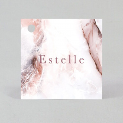 Étiquette baptême perforée avec un joli décor de marbre rose