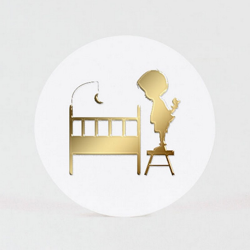 Sticker pour annoncer la naissance de bébé avec silhouette dorée du grand frère penché sur le berceau Sticker pour annoncer la naissance de bébé avec silhouette dorée du grand frère penché sur le berceau
