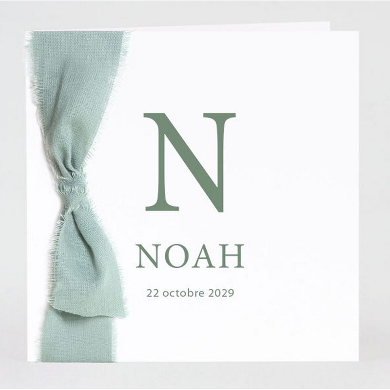 Faire-part classique pour annonce naissance ou baptême chic, avec ruban vert eucalyptus Faire-part classique pour annonce naissance ou baptême chic, avec ruban vert eucalyptus