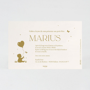 Verso de la carte à personnaliser avec fond crème et illustration silhouette bébé avec ballon