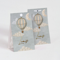 Etui à dragées style rétro avec montgolfière dorée