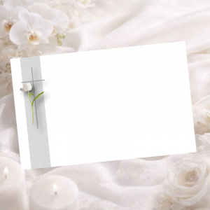 Carte de remerciement sobre fleur blanche et croix